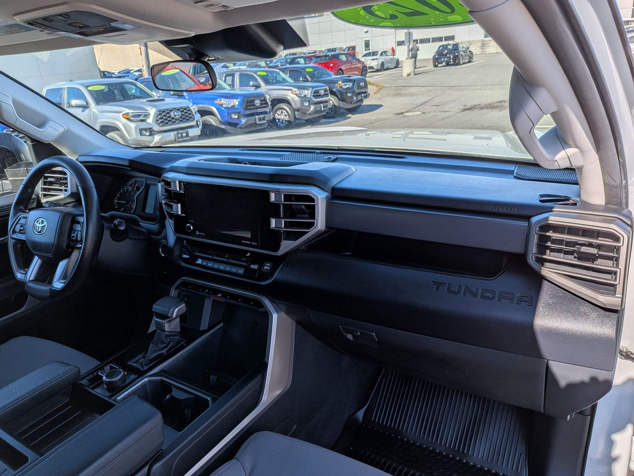 2023 Toyota Tundra SR5 w/ Convenience Pkg