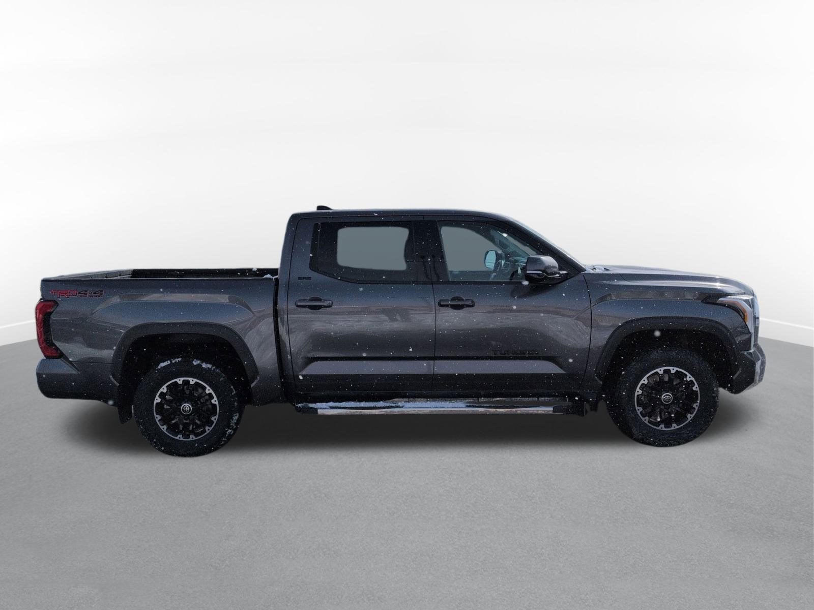 2022 Toyota Tundra SR5 w/ TRD Off Road & Convenience Pkg