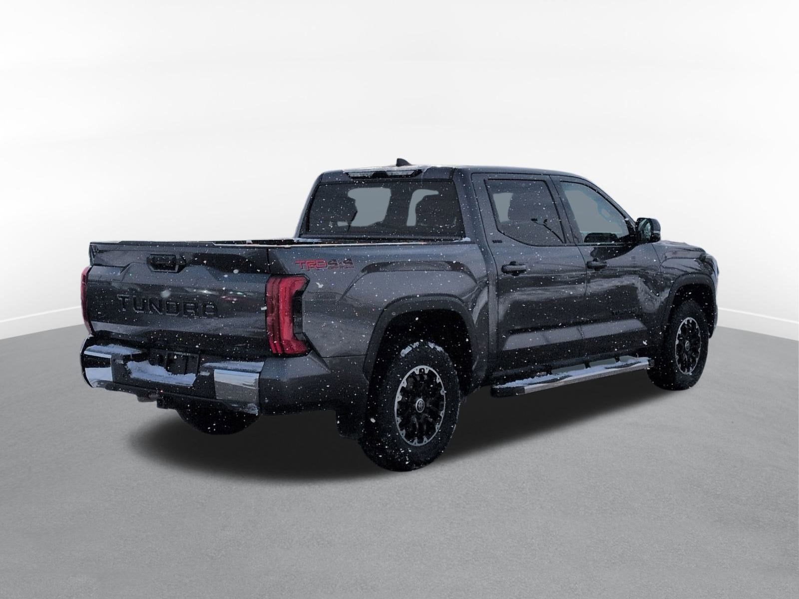 2022 Toyota Tundra SR5 w/ TRD Off Road & Convenience Pkg