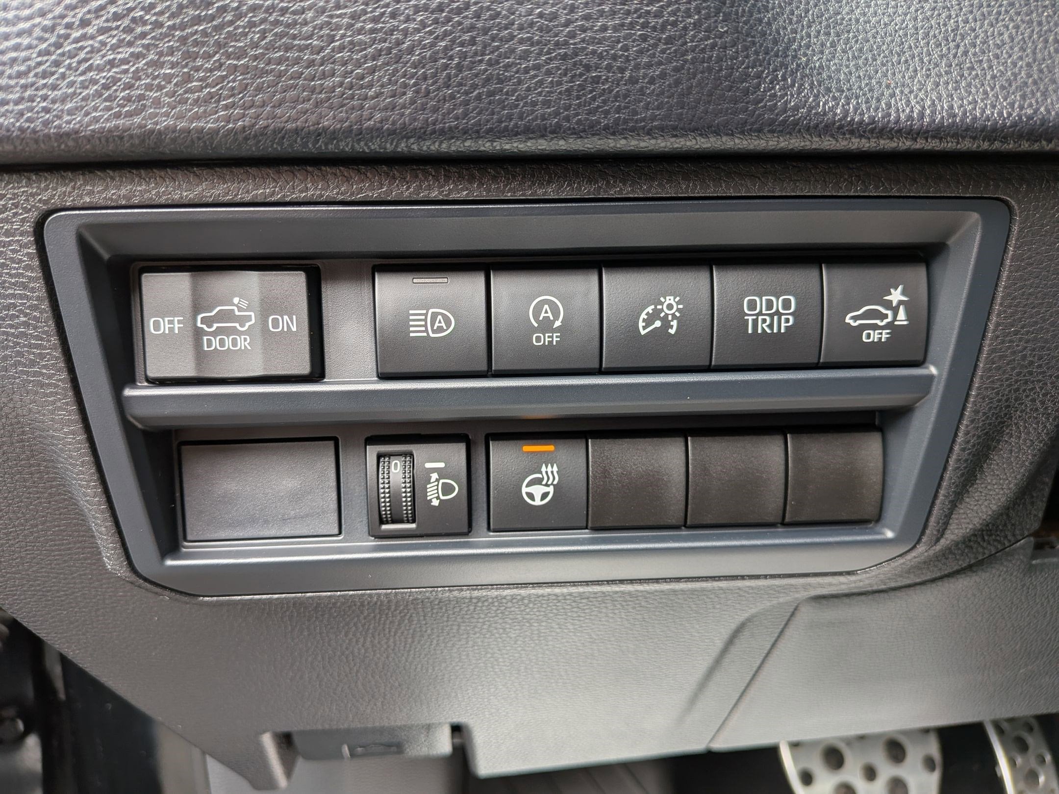 2025 Toyota Tundra SR5 w/ Off Road Pkg