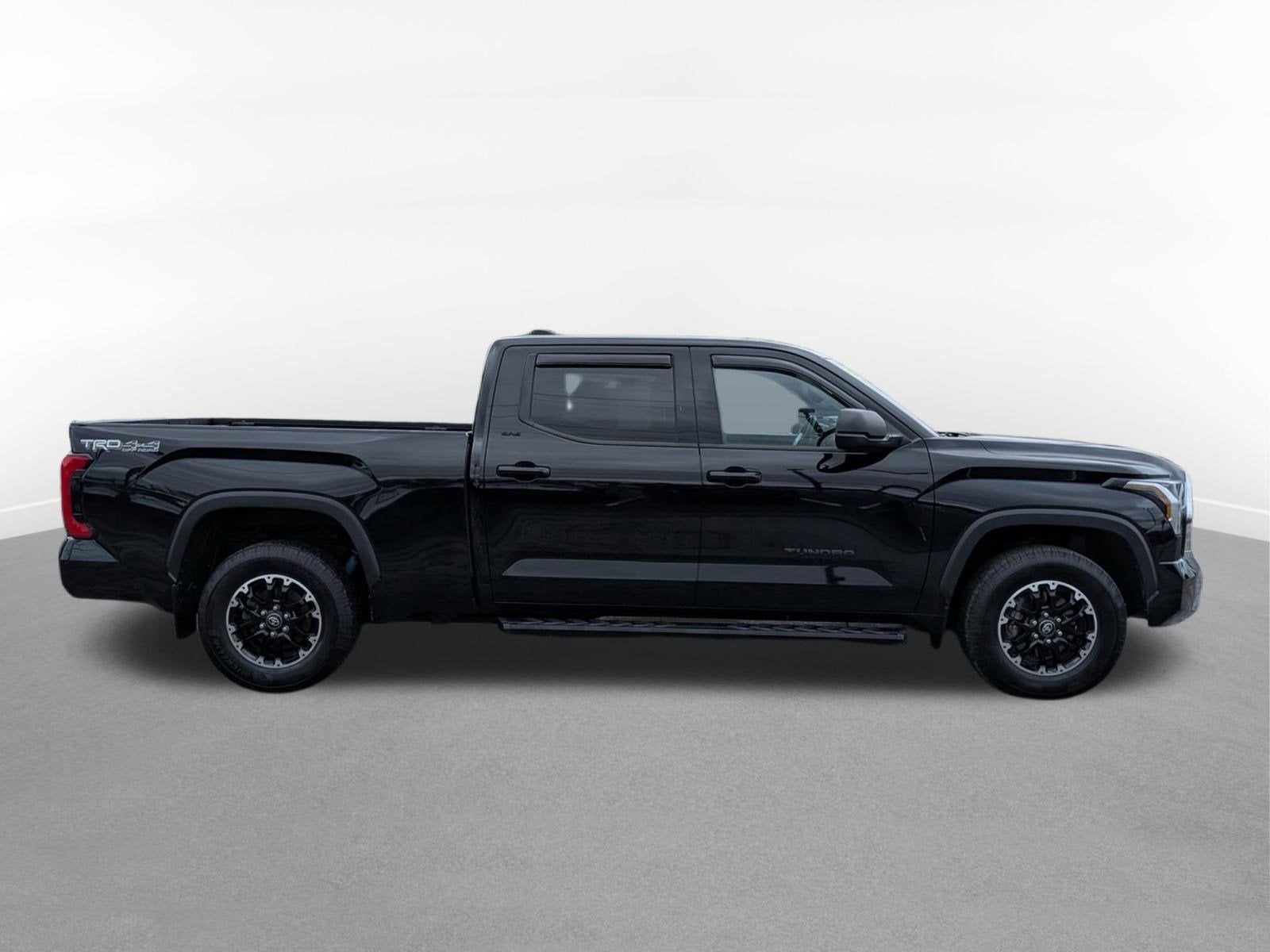 2025 Toyota Tundra SR5 w/ Off Road Pkg
