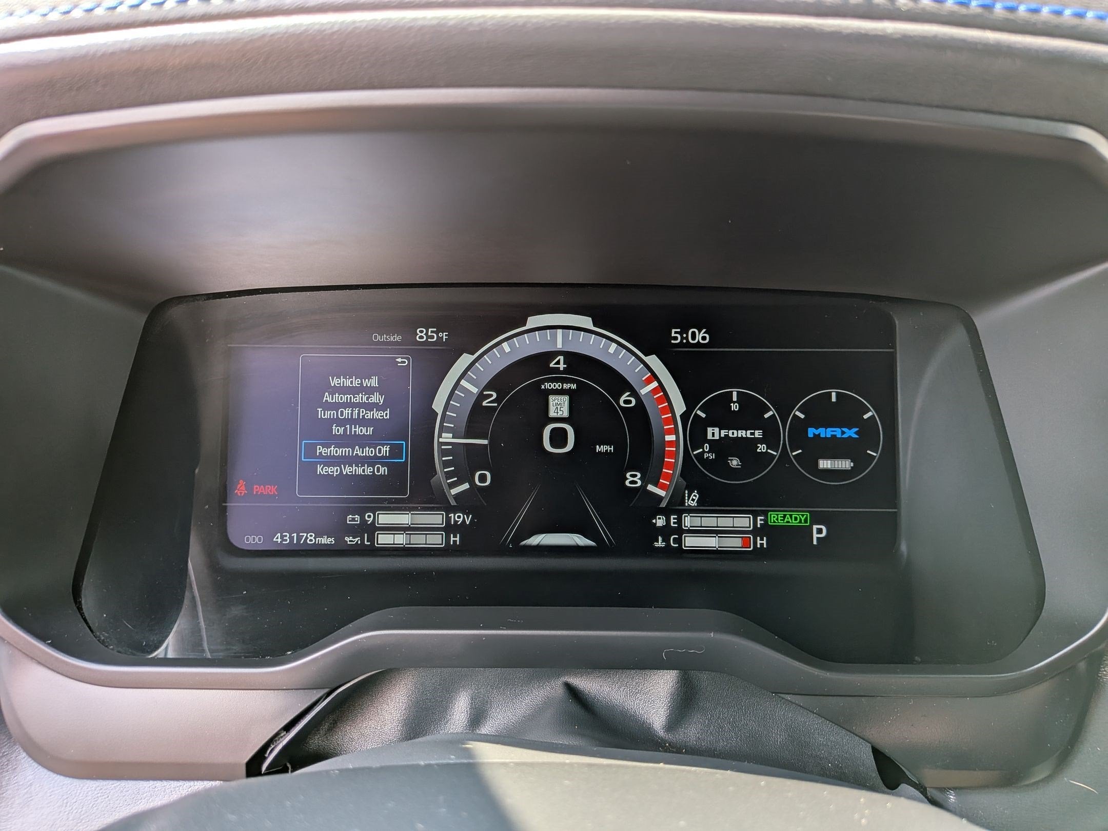 2024 Toyota Tundra Hybrid Platinum