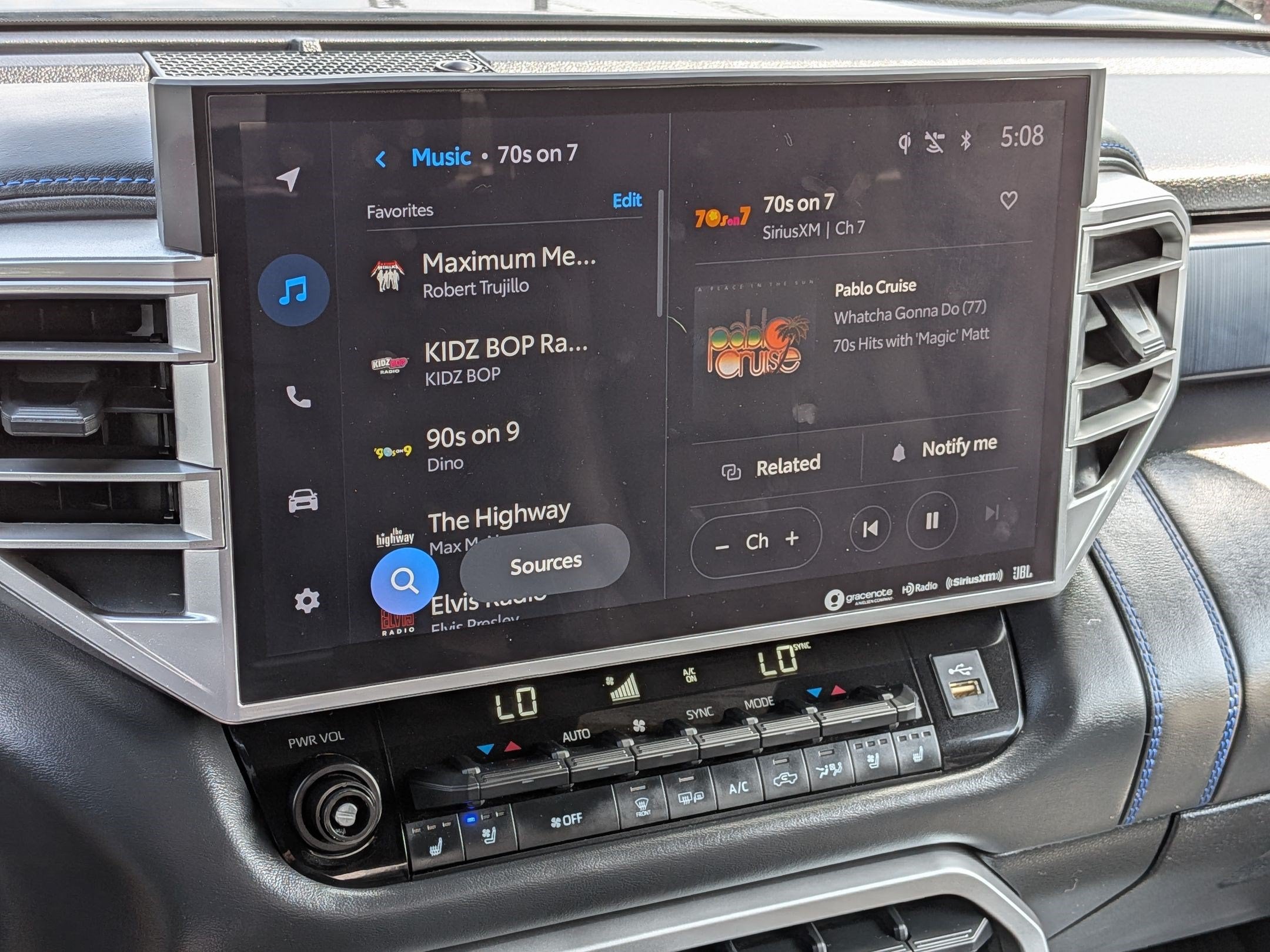 2024 Toyota Tundra Hybrid Platinum