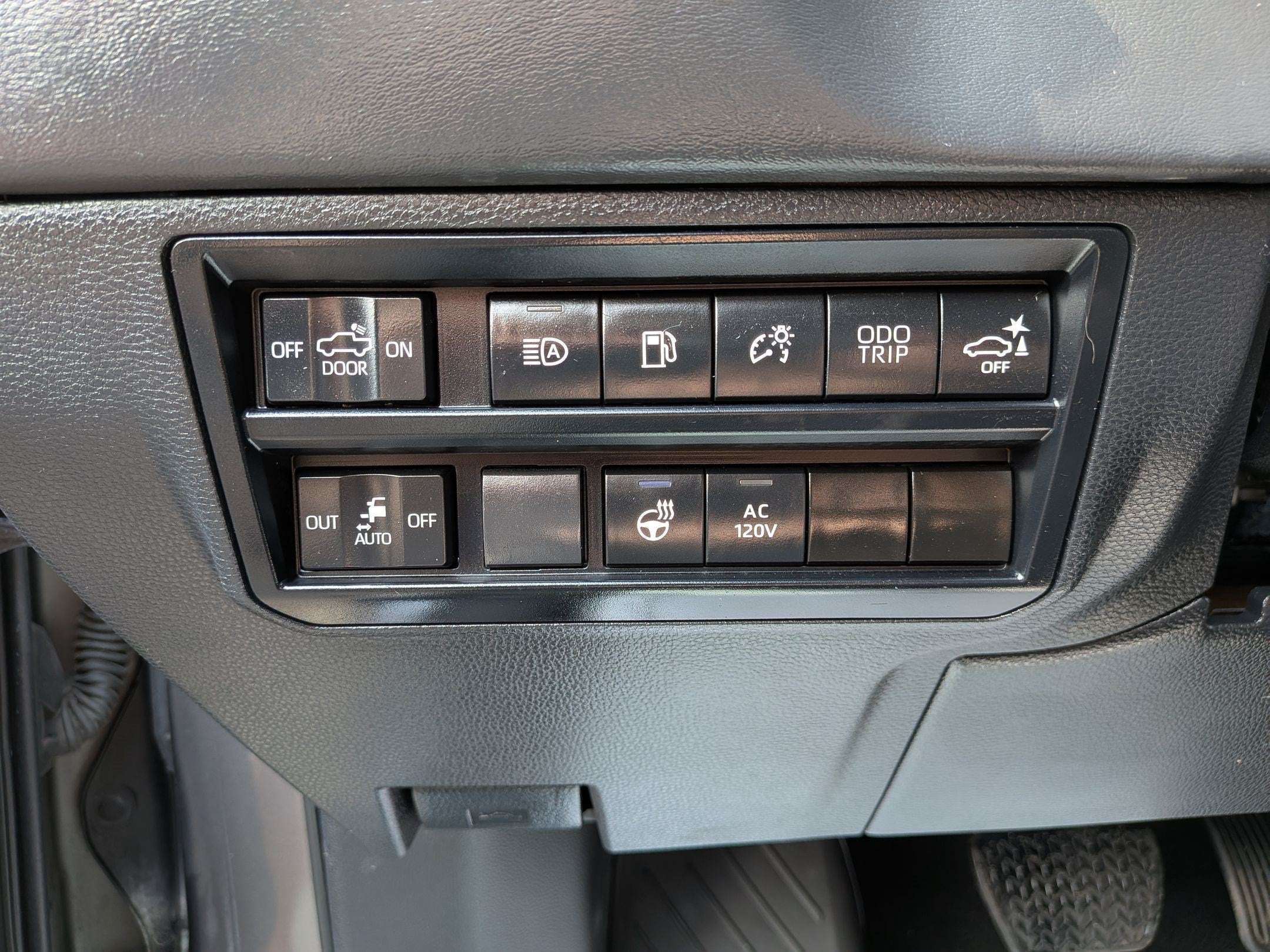 2024 Toyota Tundra Hybrid Platinum
