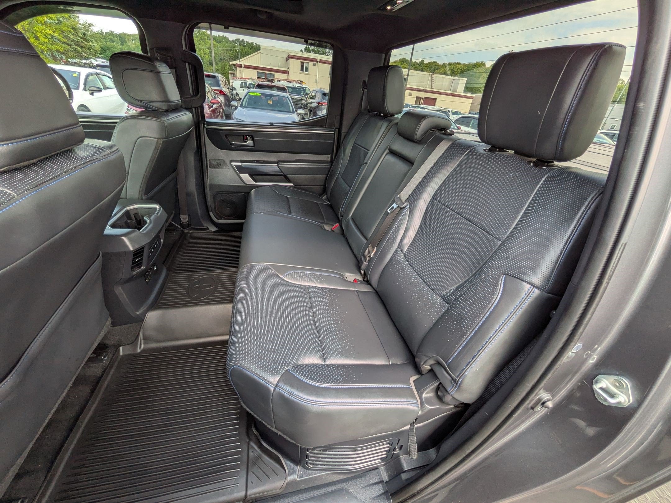 2024 Toyota Tundra Hybrid Platinum