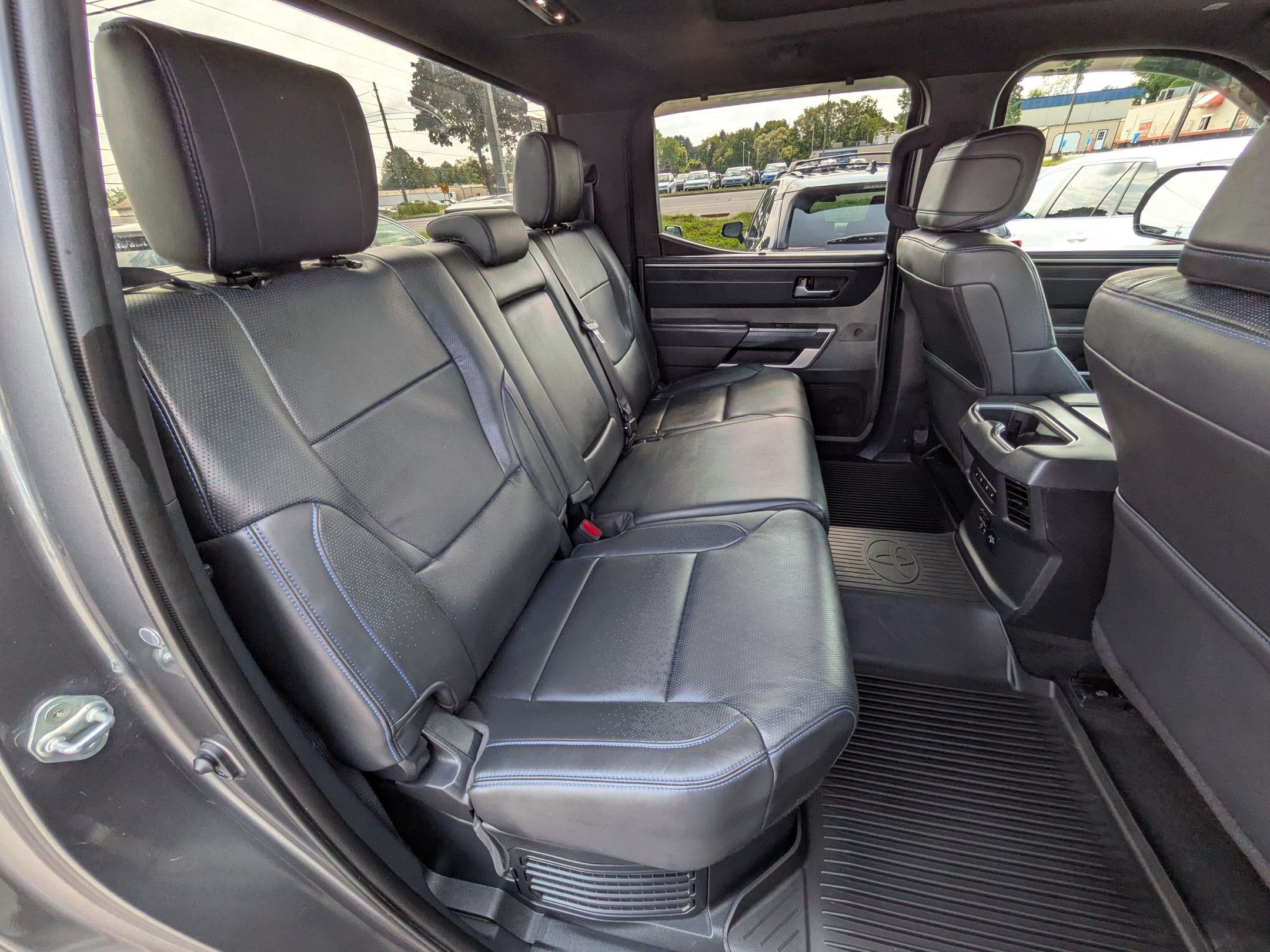 2024 Toyota Tundra Hybrid Platinum