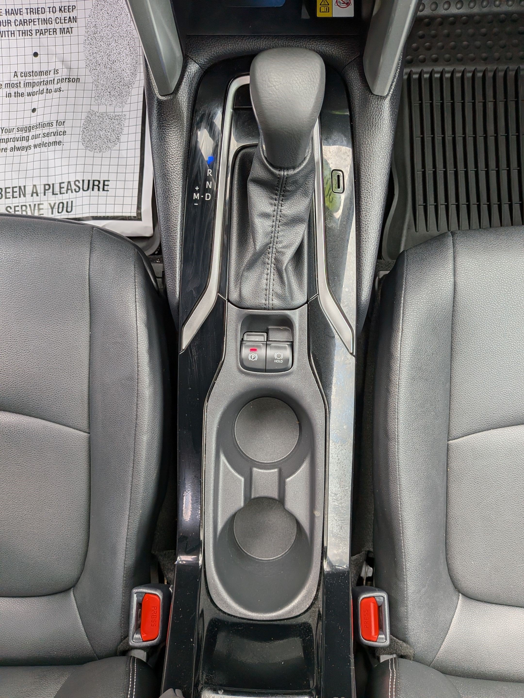 2022 Toyota Corolla Cross XLE