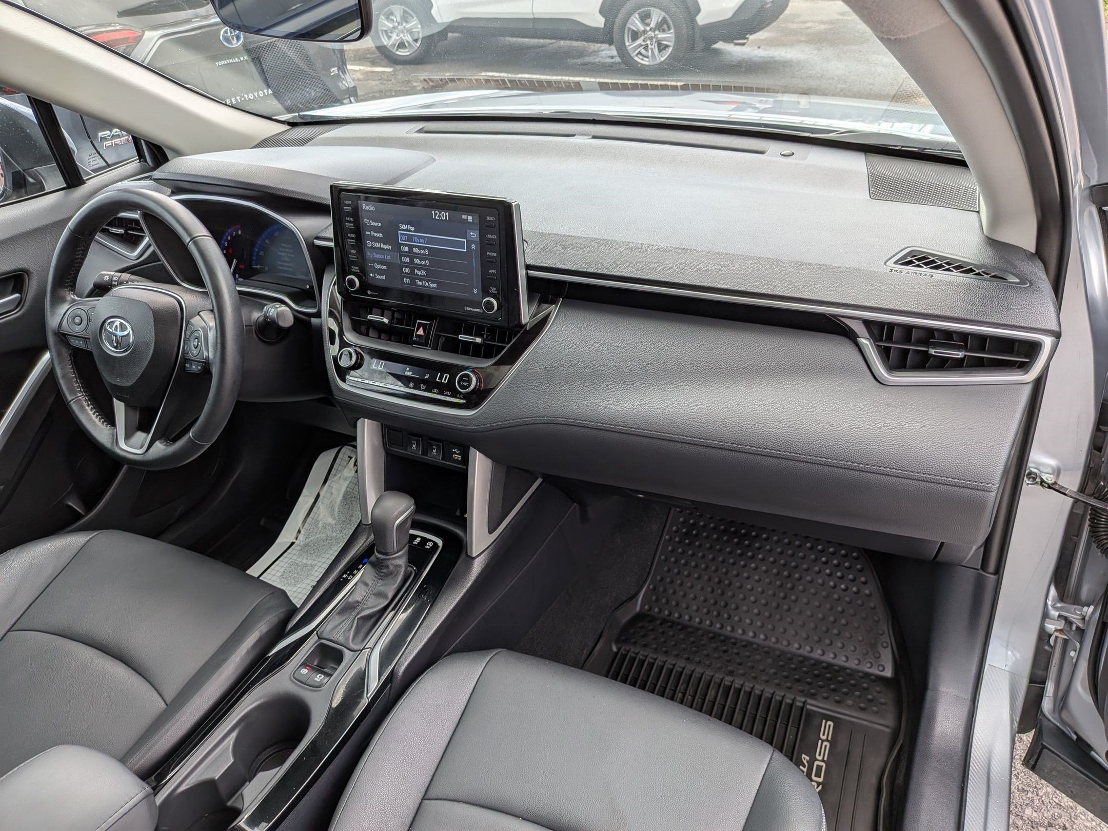 2022 Toyota Corolla Cross XLE