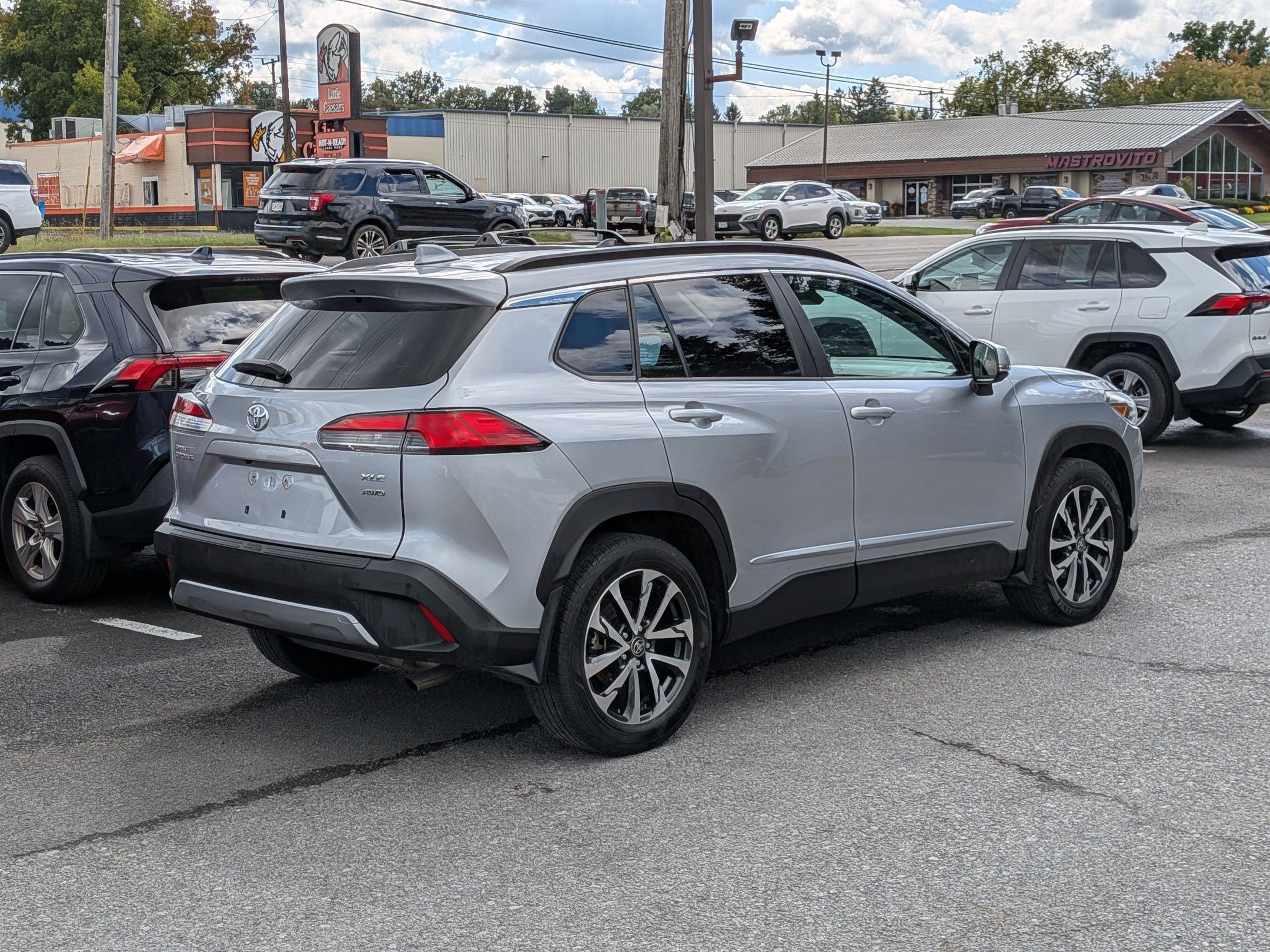 2022 Toyota Corolla Cross XLE