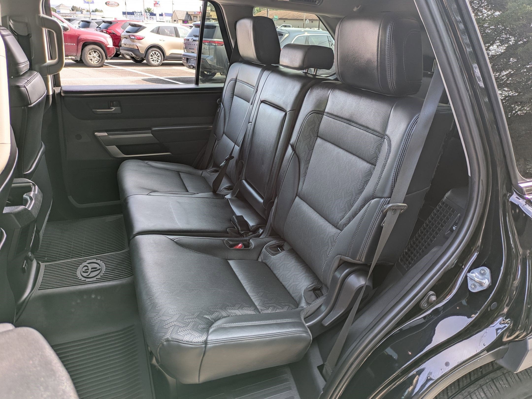 2024 Toyota Sequoia SR5