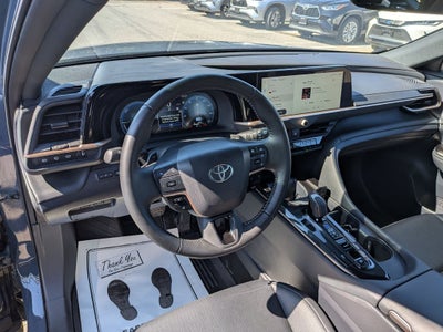2025 Toyota Crown Signia XLE