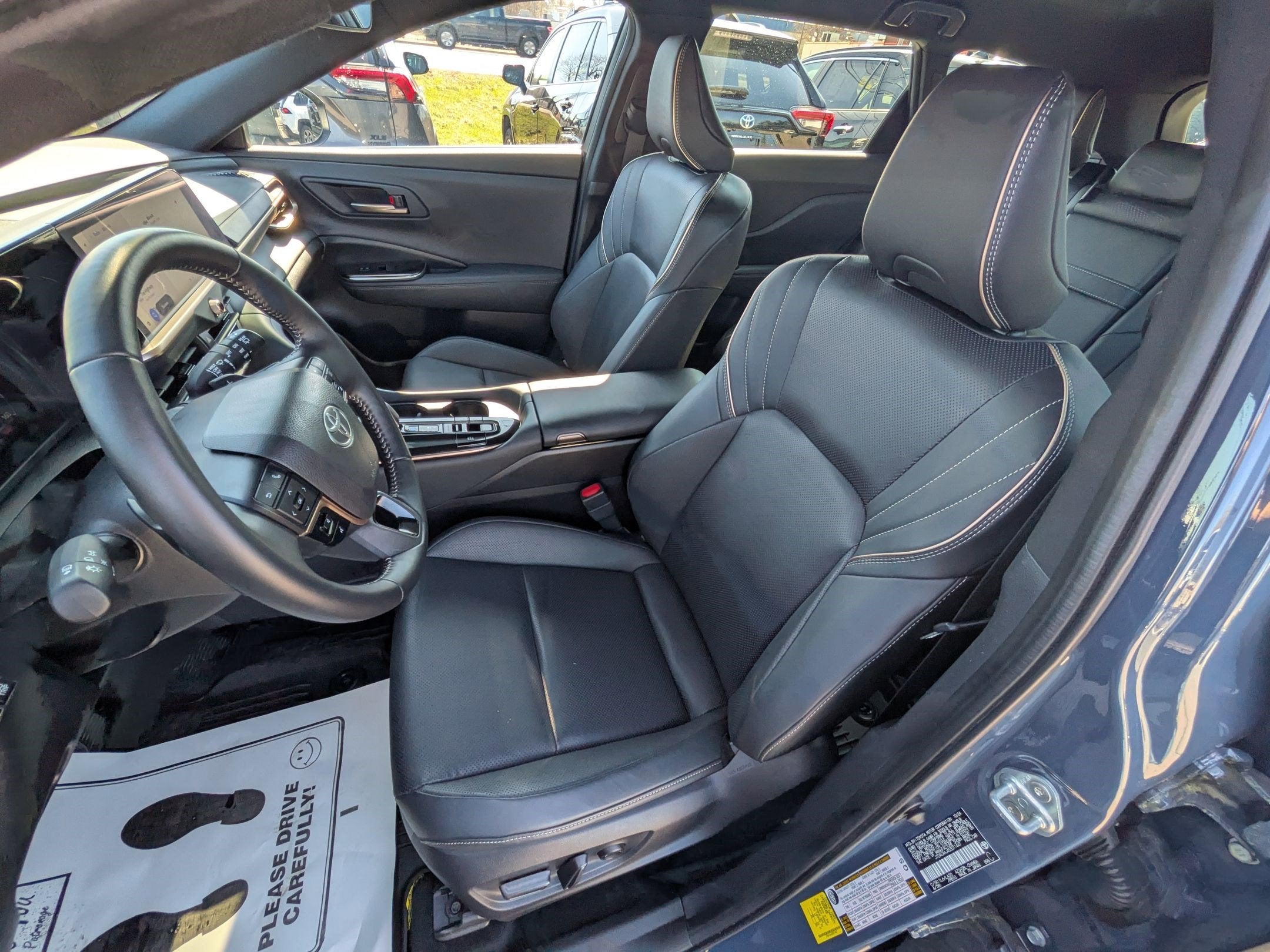 2025 Toyota Crown Signia XLE