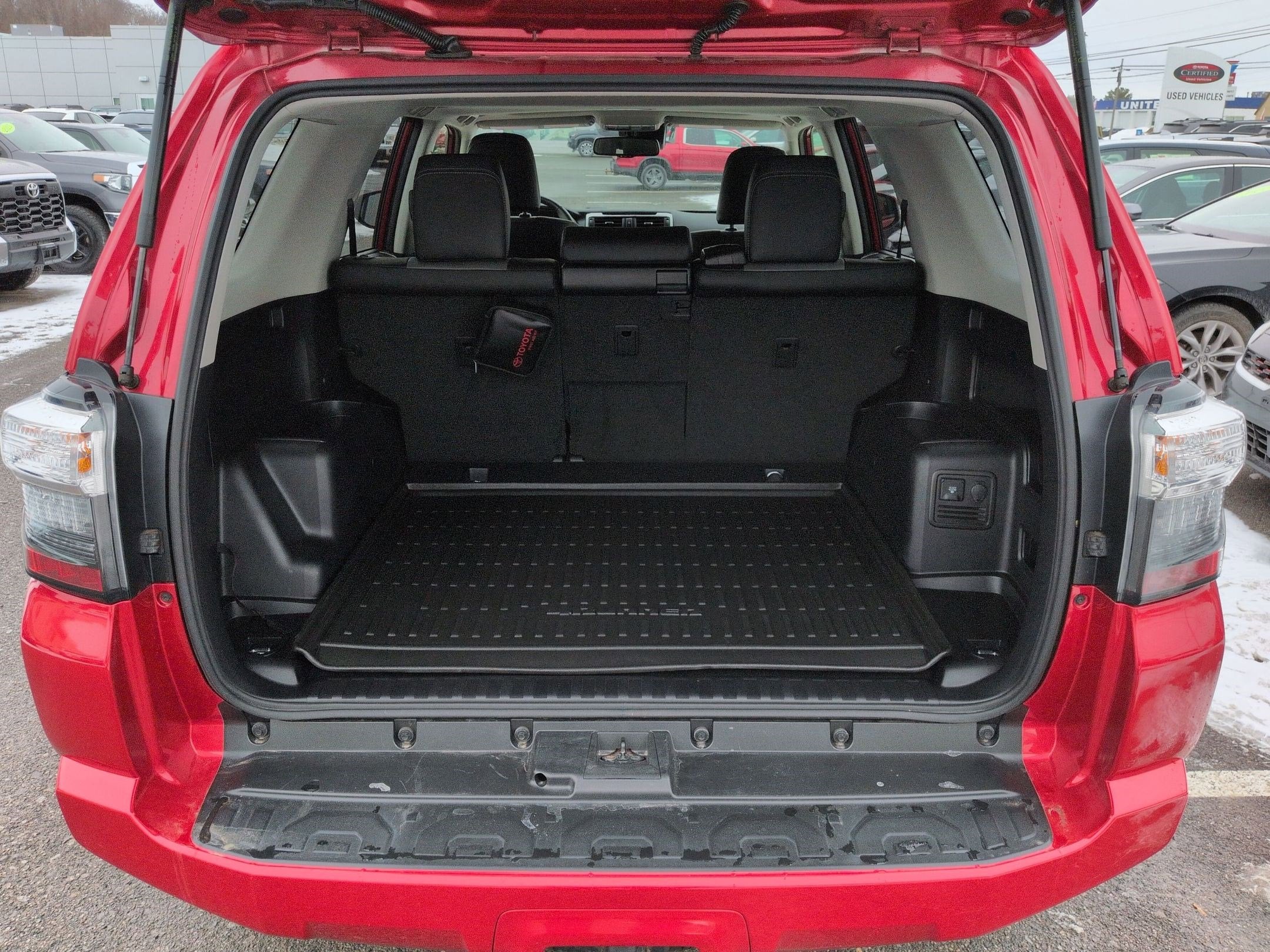 2022 Toyota 4Runner SR5 Premium