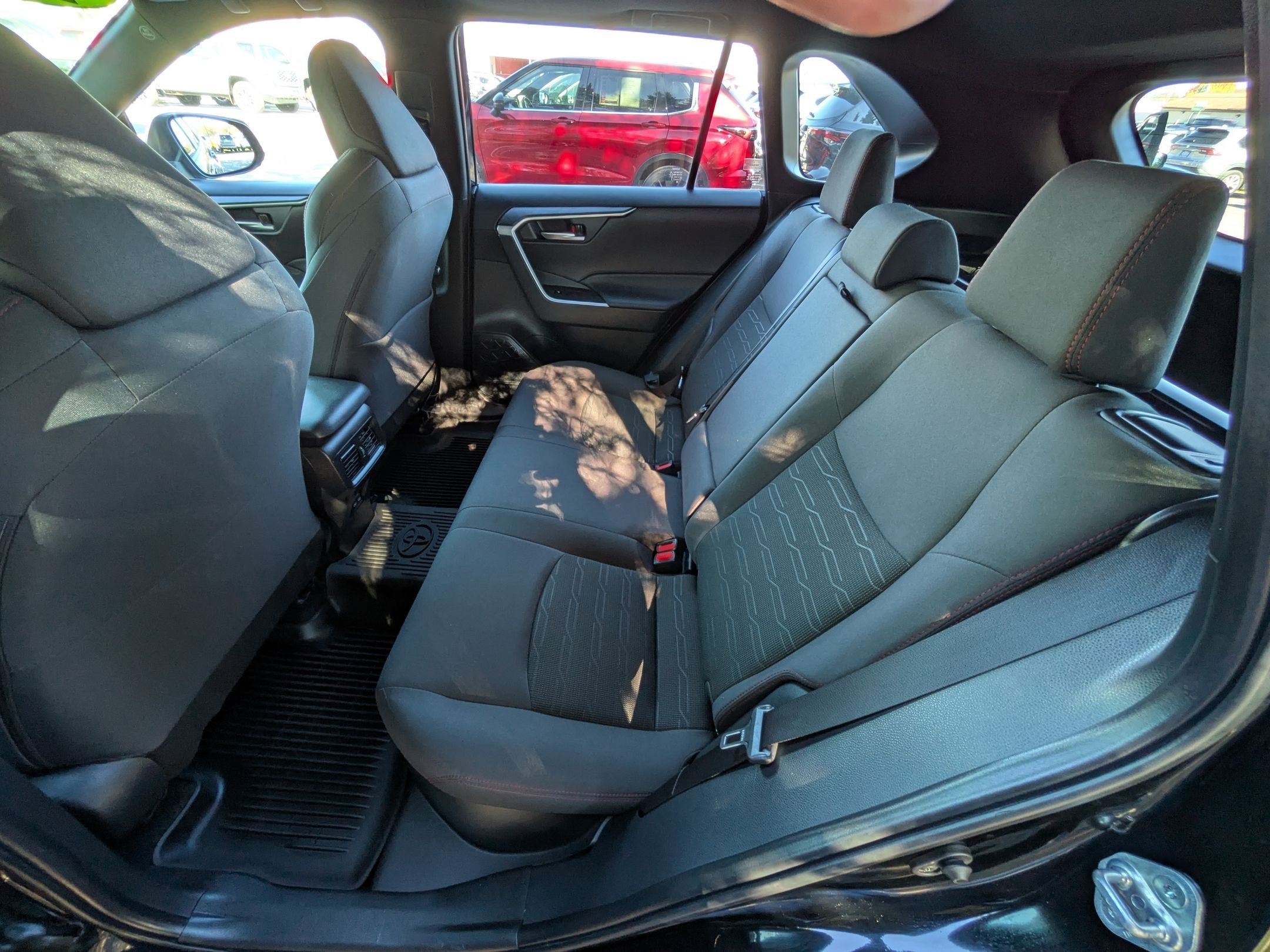 2024 Toyota RAV4 Prime SE