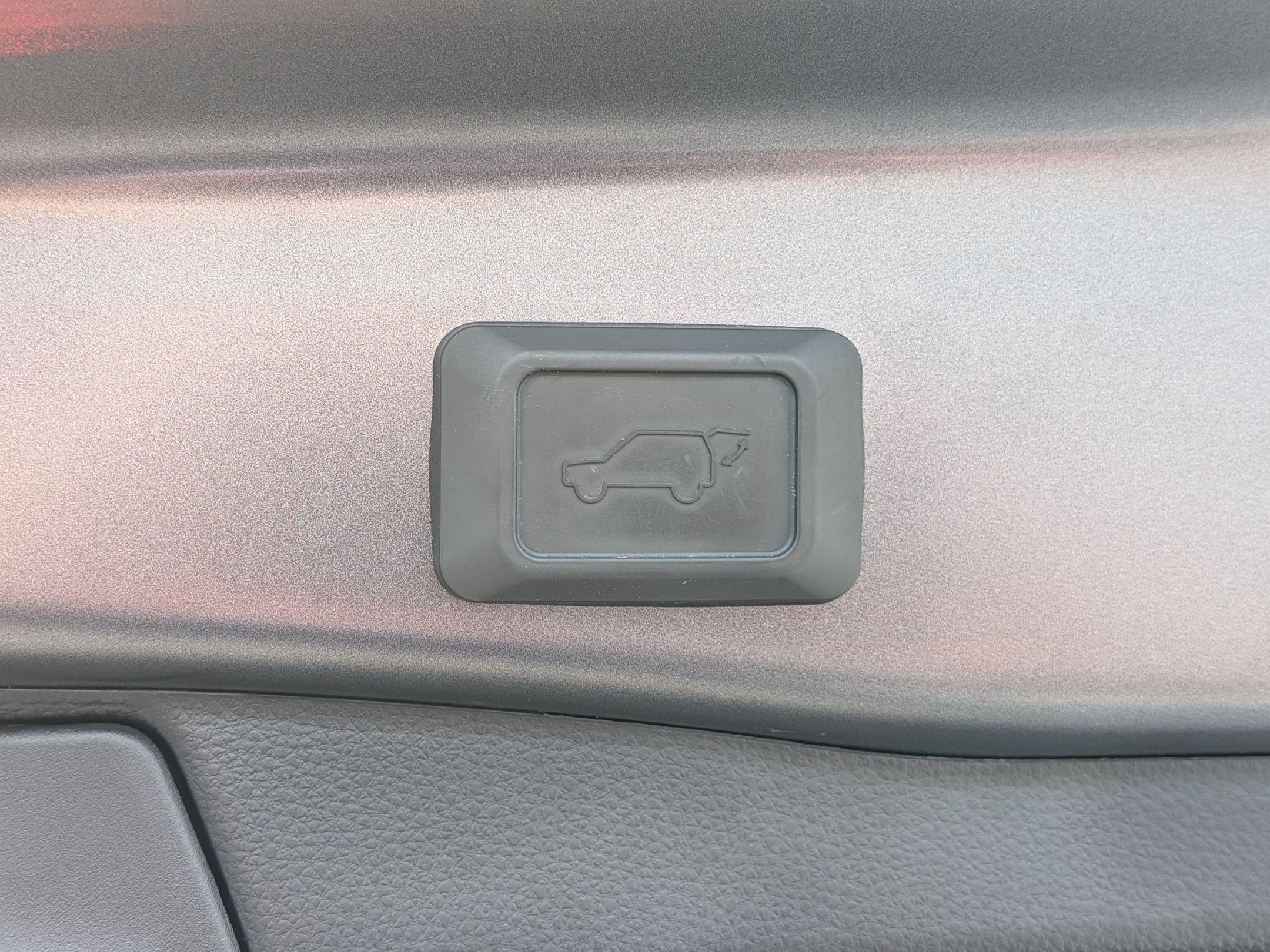 2023 Toyota RAV4 Prime SE Weather & Moonroof Pkg