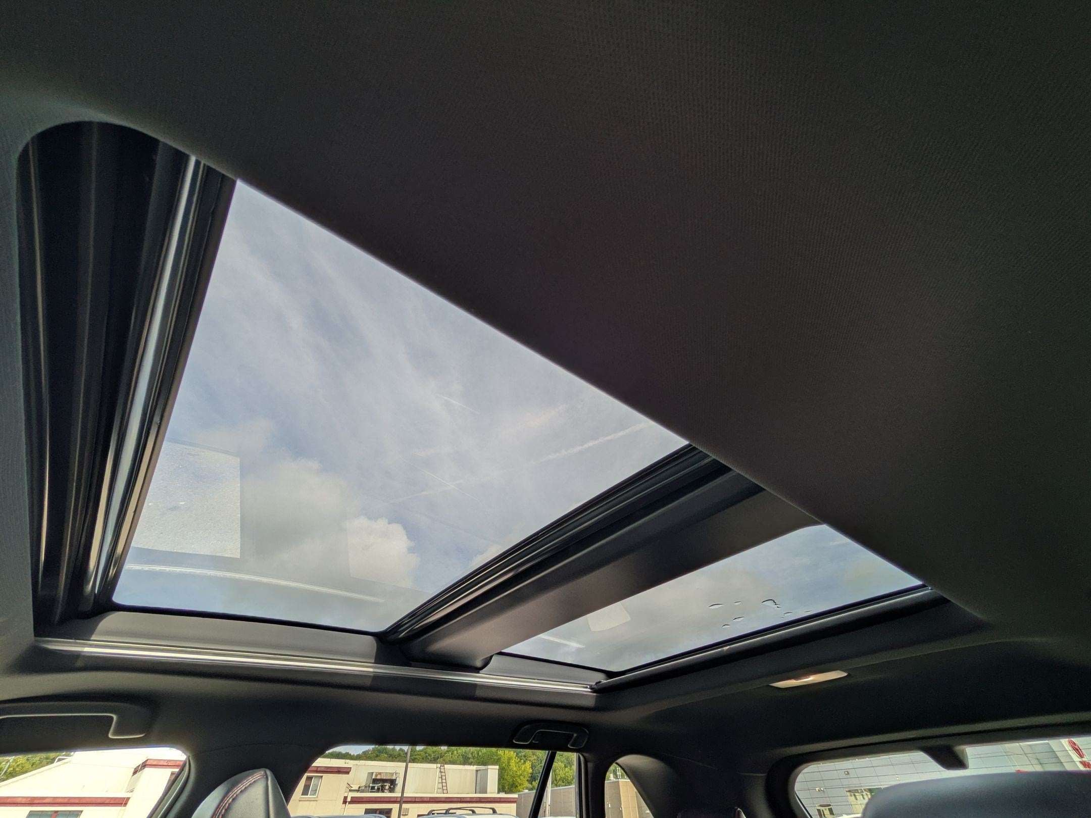 2023 Toyota RAV4 Prime XSE w/ Premium & Weather Pkg