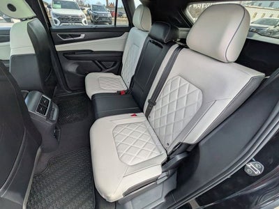 2024 Volkswagen Atlas Cross Sport 2.0T SEL Premium R-Line