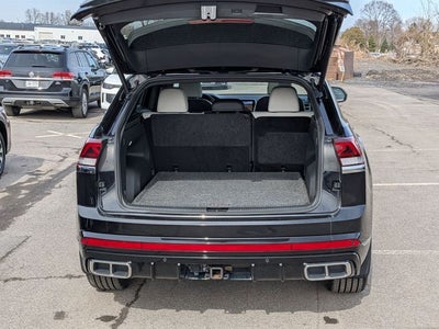 2024 Volkswagen Atlas Cross Sport 2.0T SEL Premium R-Line