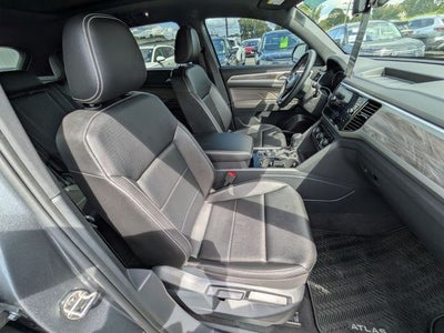 2022 Volkswagen Atlas Cross Sport 3.6L V6 SE w/Technology