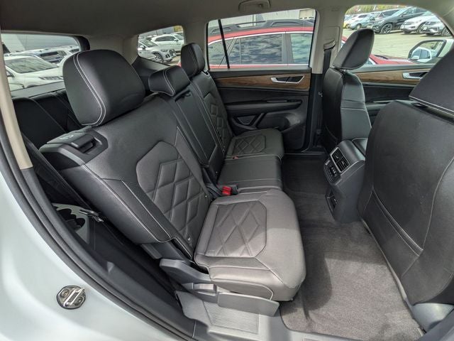 2025 Volkswagen Atlas 2.0T SE
