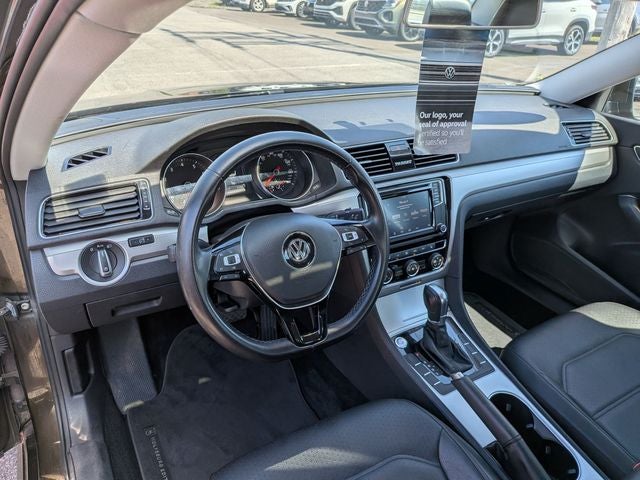 2019 Volkswagen Passat 2.0T Wolfsburg