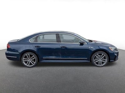 2019 Volkswagen Passat 2.0T SE R-Line