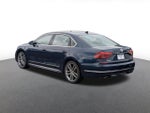 2019 Volkswagen Passat 2.0T SE R-Line