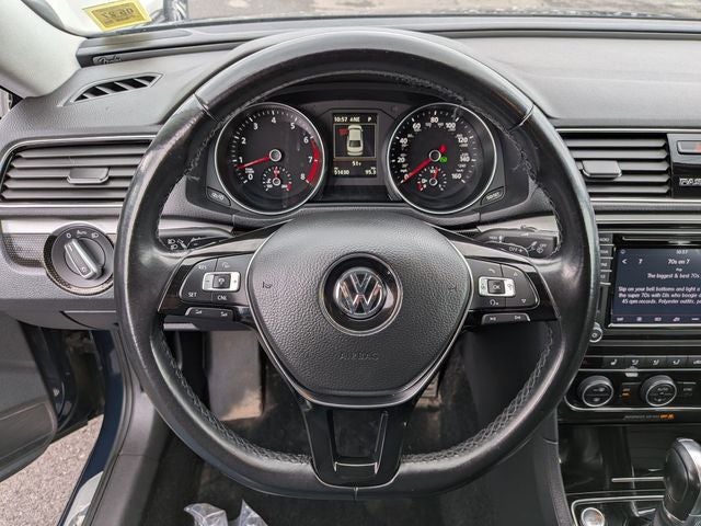 2019 Volkswagen Passat 2.0T SE R-Line
