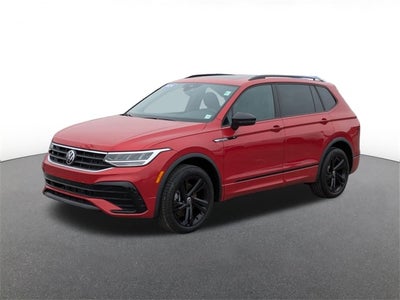 2024 Volkswagen Tiguan 2.0T SE R-Line Black