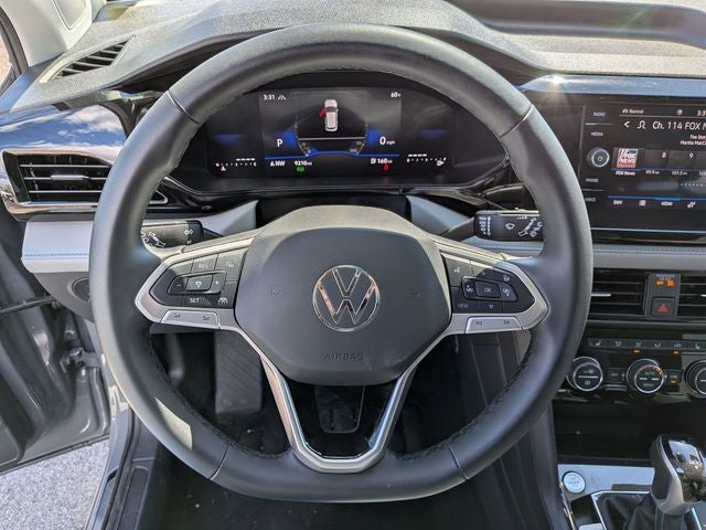 2024 Volkswagen Taos 1.5T SE Black