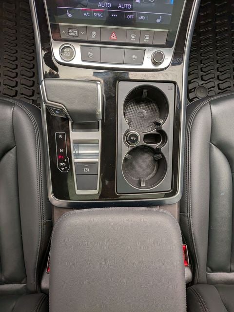 2023 Audi Q7 45 Premium quattro