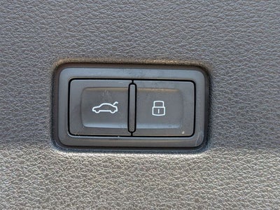 2022 Audi Q8 55 Premium Plus quattro