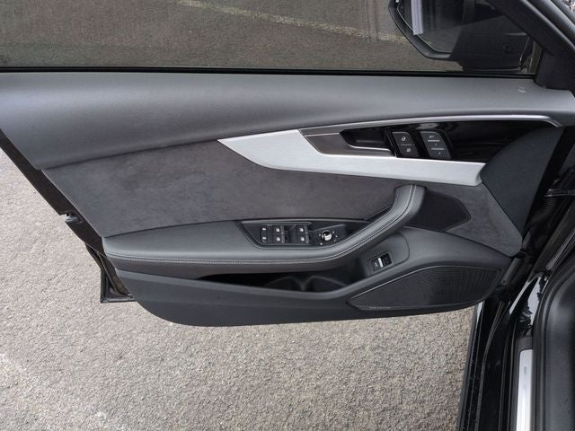 2023 Audi A4 45 S line Premium Plus quattro