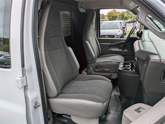 2024 Chevrolet Express 2500 Work Van Cargo